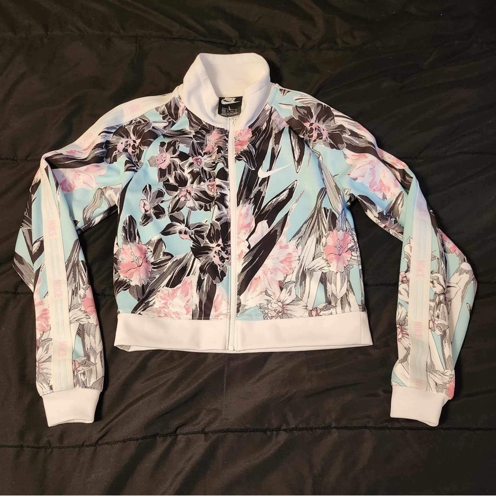 Nike crop jacket size XS